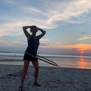 Meet your Posher, Jennifer